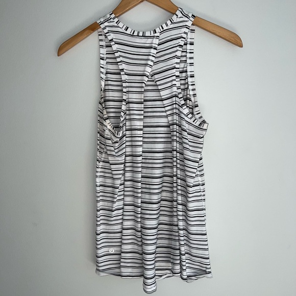 Lululemon All Tied Up Tank Cut Back Stripe White Black - Picture 3 of 4